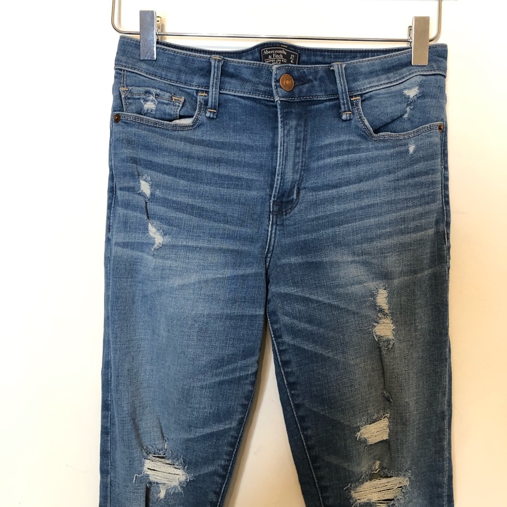 Abercrombie & Fitch Harper Skinny Jeans. Size 24 - Picture 3 of 5